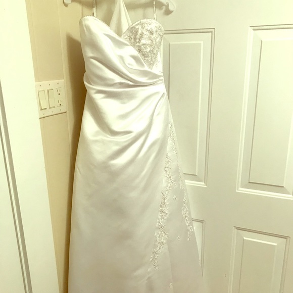 Alfred Angelo Wedding Dress